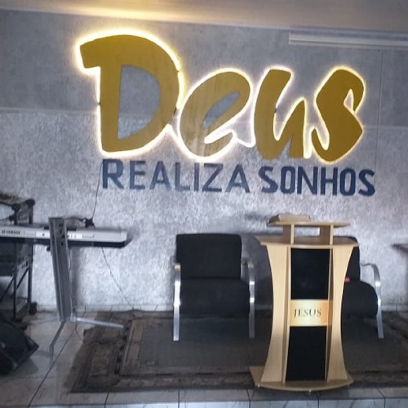 Ate aqui nos ajudou o senhor!