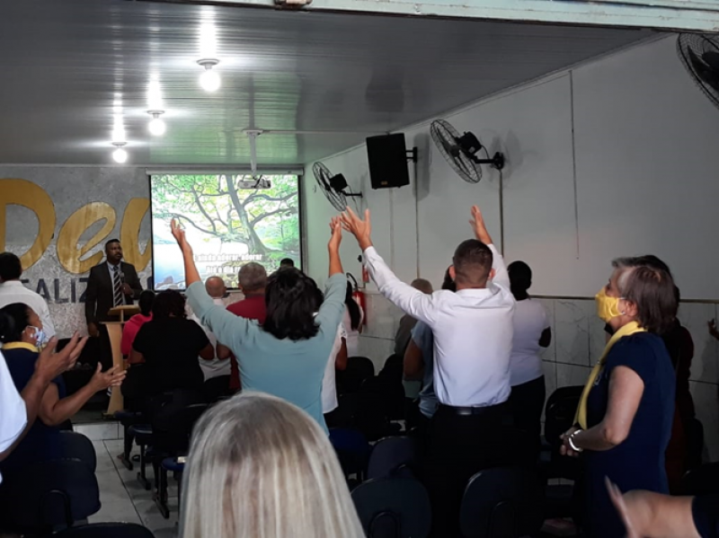 Ate aqui nos ajudou o senhor!